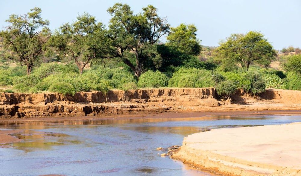 Stormsaver's tweet photo. Kenya water harvesting stops flooding chaos downstream.

Another real life example of how water storage can prevent flooding!
#flooding #futureplanning 
https://t.co/AuEZLdYJrW https://t.co/TKHhTk0VFK