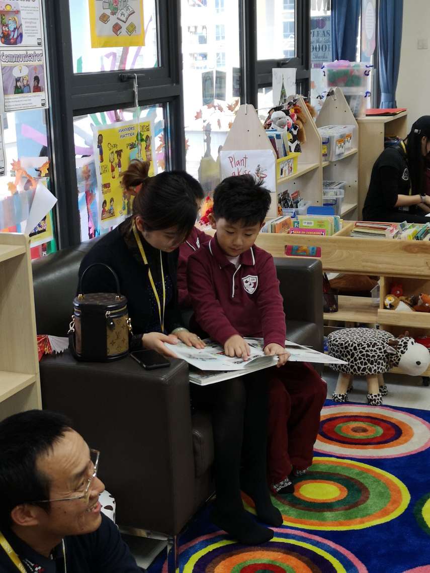ThomasTucker82's tweet photo. Another successful Reading Party @ISNS_School Thank you to our risk-taking parent for the wonderful read aloud. The K5 students loved it. Nothing more helpful to literacy development than building a love of reading! #GoISNS #ISNSreads https://t.co/meDoejggPB