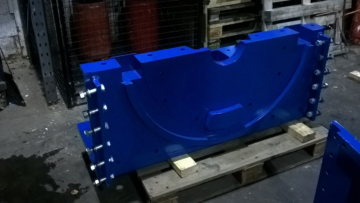 BJDCrushers's tweet photo. Completed Hammermill frames ready to be dispatched to a customer in the North East 👍
#manufacturing #engineering #quarry https://t.co/x4bLk1I7pm
