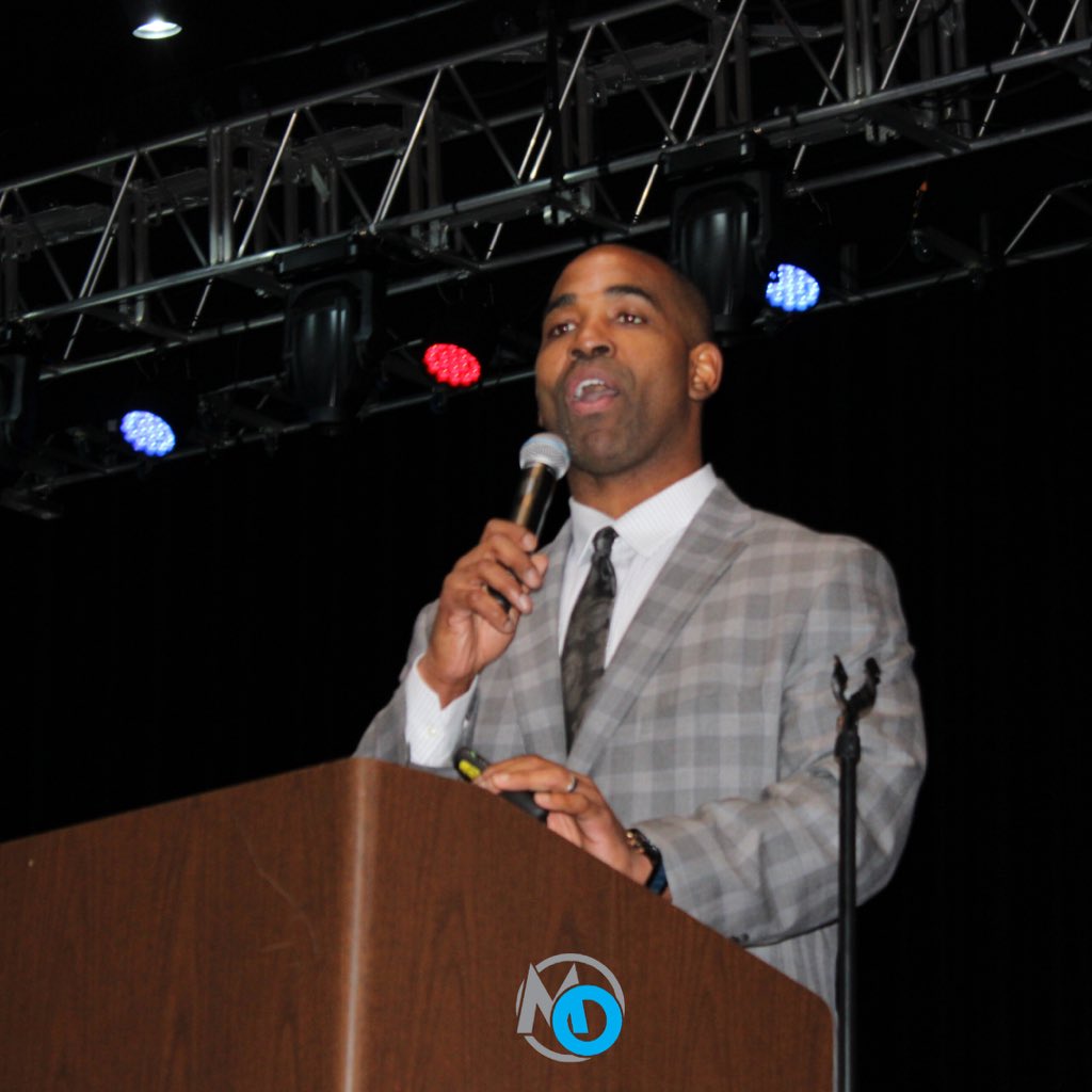Marques_Ogden's tweet photo. “Success begins with a burning Desire”⁣
📸 Dawn Wiener
https://t.co/AuWRHVFGfu 
#northcarolina #chiefsofpolice #keynotespeaker #thesuccesscycle #ambition #drive #hardwork #perseverance #desire #grit #leadership #creates #healthy #culture #teamwork #trust #legitimacy #community https://t.co/bh7lTELz7M