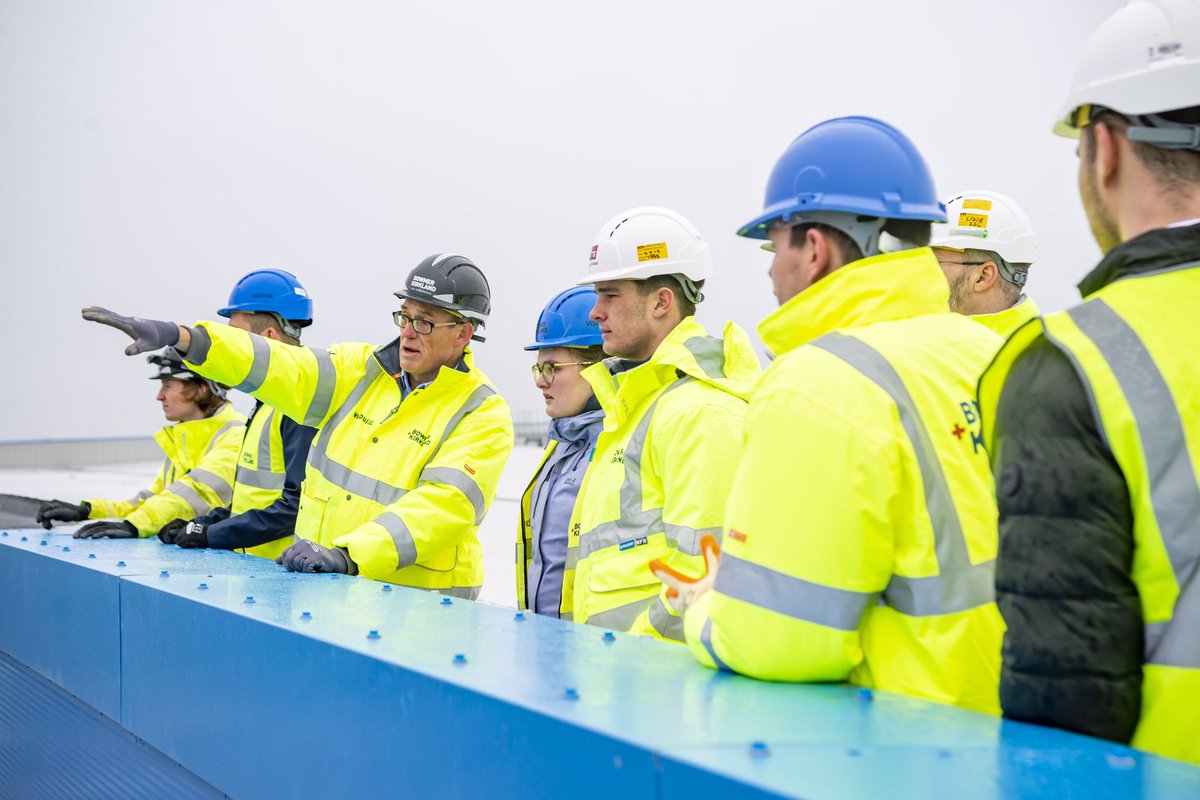 bandkbuild's tweet photo. Members of our #BandKacademy were also on site at #SummitPark yesterday for one of their #offthejoblearning days which form part of their Professional #Apprenticeship programme. A big thank you to Leah, Jon & team for spending the time & giving a fantastic insight into the job. https://t.co/YnaACLIkNW