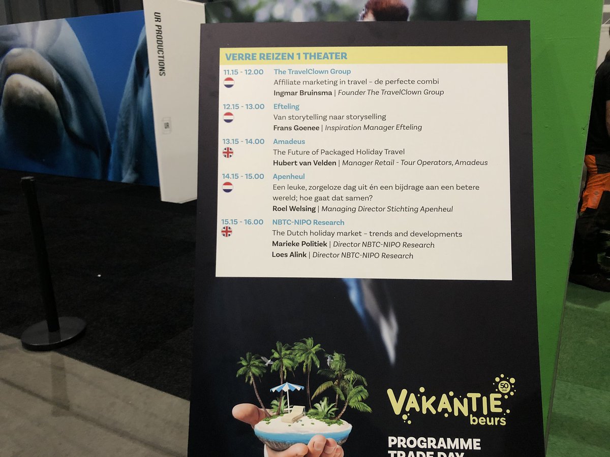 Van storytelling naar storyselling. Inspiratiemanager <a href="/FransGoenee/">Frans Goenee</a> laat in het Verre Reizen 1 Theater zien hoe <a href="/Efteling/">Efteling</a> elke dag weer een verwondering op het gezicht van de gast realiseert.   #VakantiebeursVakdag #Vakantiebeurs #Jaarbeurs #Efteling