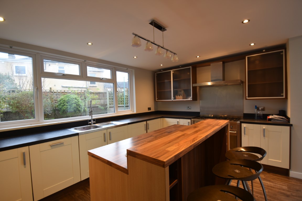 Pritchards Bath tweet media