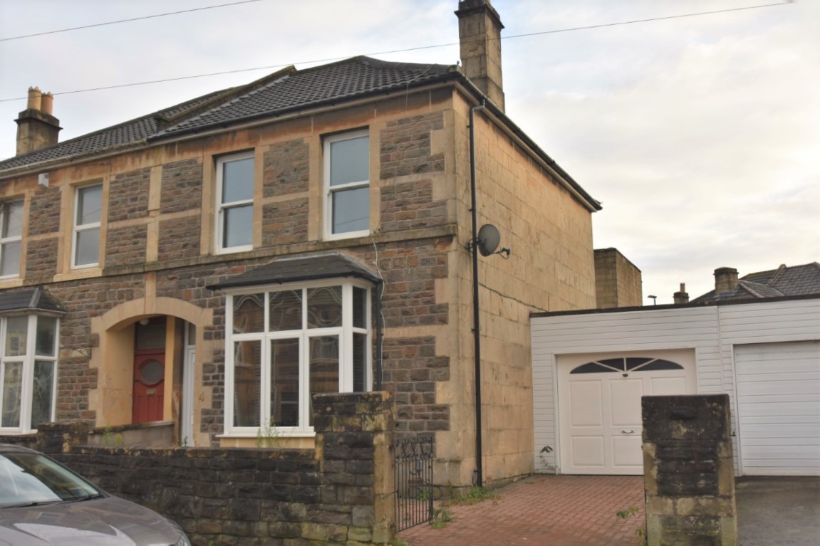 Pritchards Bath tweet media