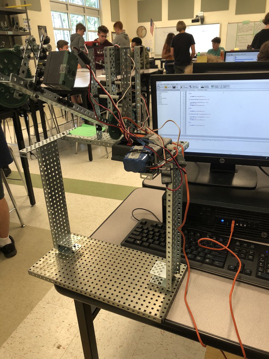 Mrsloganmorgan's tweet photo. PLTW POE final project working zone! Cant wait to see their final products today!!! @PLTWorg @SummervilleWave #shsengineering #pltwpoe #iteachstem https://t.co/Zol8XuYFw0