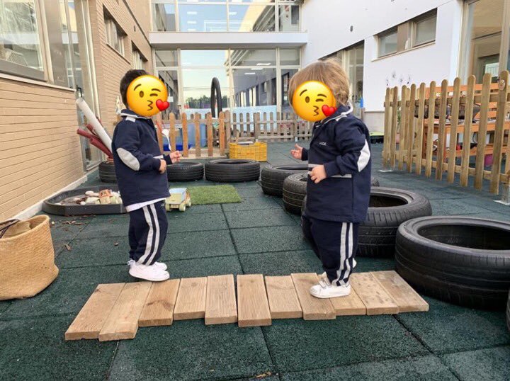 LouiseHawker3's tweet photo. AMAZING learning today. PN2 are getting better at problem solving, working together and cooperating with each other. #LESRelentlessFocusOnLearning #LESGettingBetter #LESEarlyYears #LESRocks #EYtwittertagteam https://t.co/cLcCbYEiLt