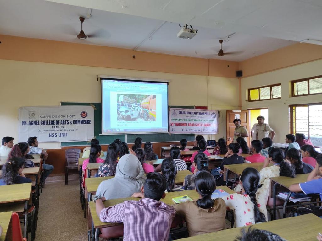 facpilar's tweet photo. The NSS unit of our college organised a talk on 'Road Safety' on 15th January 2020. Asst. Motor Vehicle Inspector Mr. Jitendra Gaonkar and Asst. Motor Vehicle Inspector Mr. Pawan Shet addressed the students. https://t.co/neG9bHvnAS