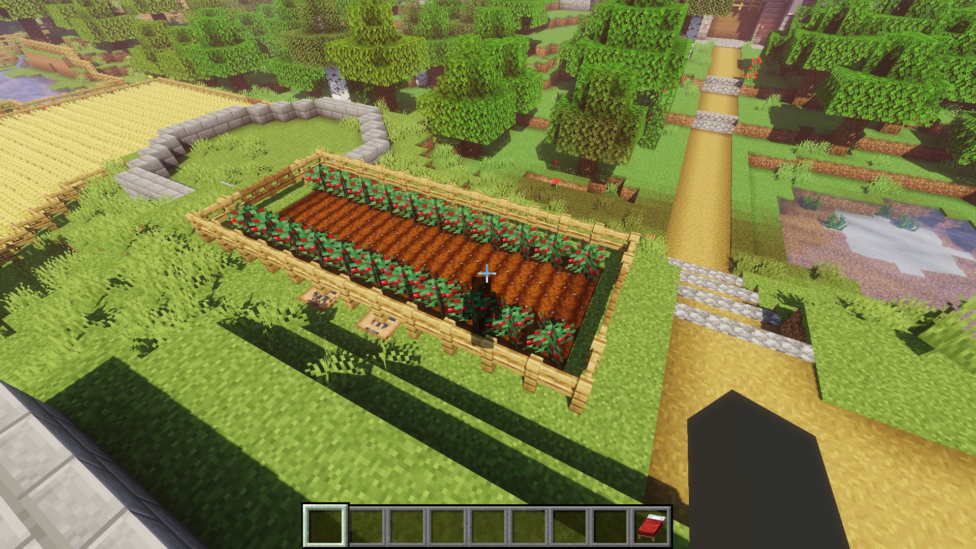 はじめ人間オクタゴン スイートベリーの畑も作りました 装飾にかなり使えるアイテムなので 動画のサバイバルワールドでも使えるデザインにしています D マインクラフト マイクラ 湿地の村農業区 スイートベリーの畑を考える T Co