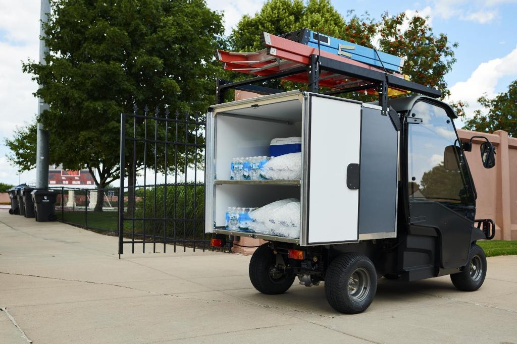 ToroGrounds's tweet photo. The newest addition in Toro's Workman GTX line now includes the Van Box feature. Come see it at #STMA2020, booth #413. https://t.co/ZJsjyQwwdR