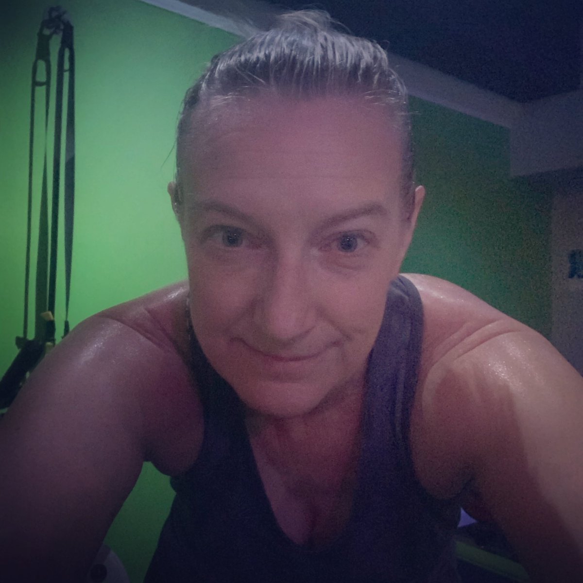 TeresaLill262's tweet photo. Awesome 30 minute sweat fest at #CycleChi for workout 1, Day 15 of #ragnar31daychallenge
#momsrunthistown #runVA #bikeDC #pudgyrunner #getstrong https://t.co/ul4tZPm4HD
