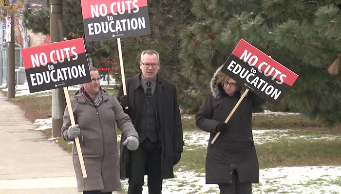 CHCHNews's tweet photo. Public high school teachers hold one-day strike as contract talks stall
READ MORE: https://t.co/2Rh4ahnb6b https://t.co/4HSilIIRT3