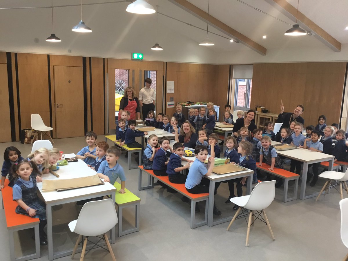 stpeters2_8's tweet photo. On your marks...get set...BAKE! A busy morning in EYFS making biscuits for our pop up shop tomorrow morning. We hope that the money we raise for @WWF_Australia will help those in need. We look forward to seeing you with your 50p coins 😀🦘🍪

#australia #bushfires #hope #eyfs https://t.co/7TVSeIhO2E