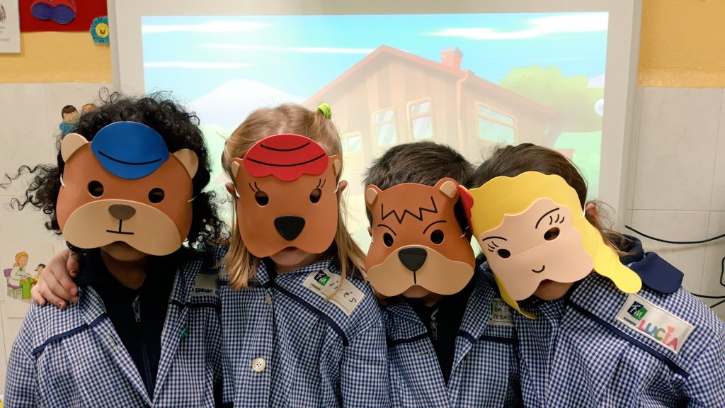 MunClaire's tweet photo. Racontons l'histoire de Boucle d'Or #français #infantil @comontpellier https://t.co/NraX9wJjKw