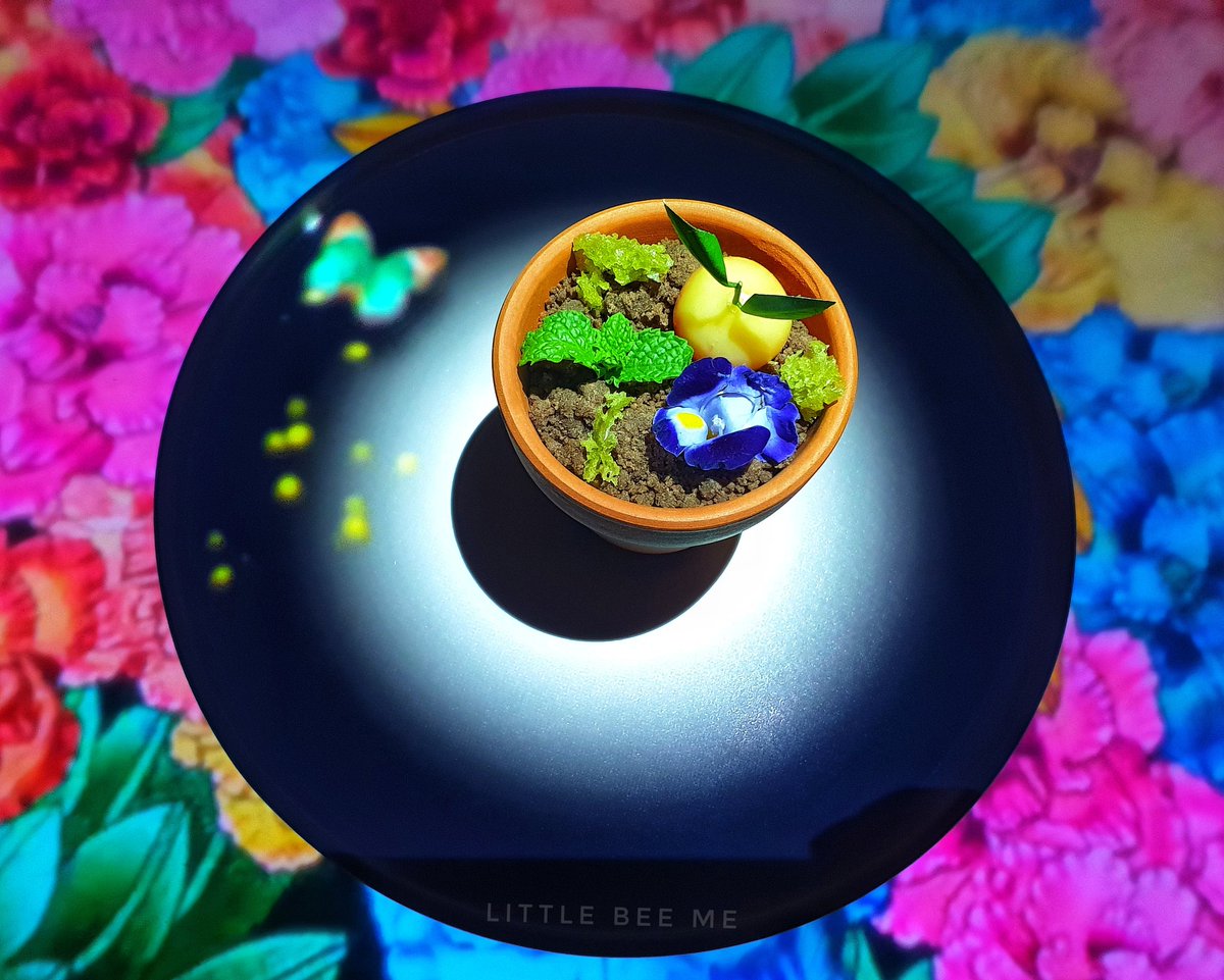pookkoo's tweet photo. #Digitaldelicious เปิดประสบการณ์จิบชายามบ่าย กับแสงสีเสียงที่จัดเต็ม เมนูจากเชฟกะทะเหล็กด้วยนะ หลงรัก Afternoon Tea มื้อนี้ที่สุดเลย 💕💕 ติดตามได้ที่เพจ Facebook: Digital delicious เพราะเค้าจะมีตารางอยู่นะ #ความสุขผึ้งน้อย #Wongnai #littlebeeme @aroii @wongnai https://t.co/ztSxdEEwF0