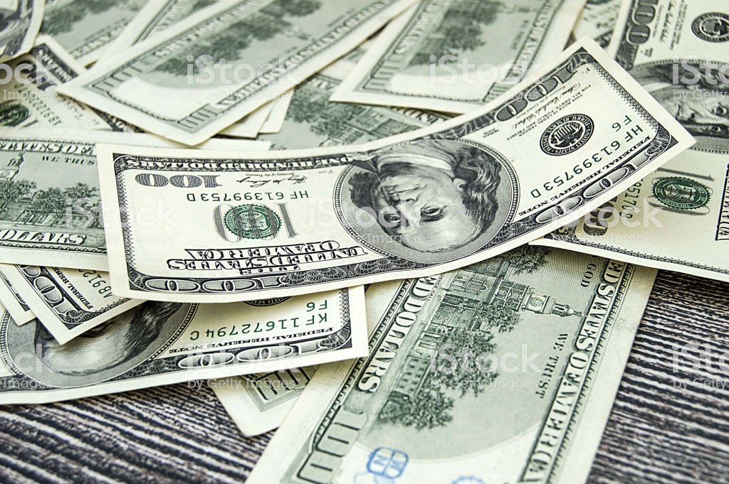 "Siamo sull’orlo di una completa trasformazione della finanza, perché il climate change obbliga gli investitori a riconsiderare le fondamenta stesse della finanza moderna»

Lo dice Larry Fink, presidente di BlackRock con 7 mila miliardi $ in gestione.

Qualcosa sta cambiando...