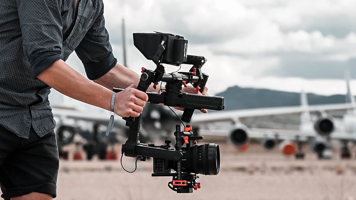 GmbhRedtag's tweet photo. https://t.co/Bb9ZmjCqXz ist die kreative Video Content Produktion für kleine Startups und große Unternehmen.
Wir nehmen uns Zeit dein Unternehmen zu verstehen um ansprechende Lösungen für deine Marketing und Kommunikationsstrategie zu entwickeln.

Mehr: https://t.co/Bb9ZmjCqXz https://t.co/IGkJ0jnhtS