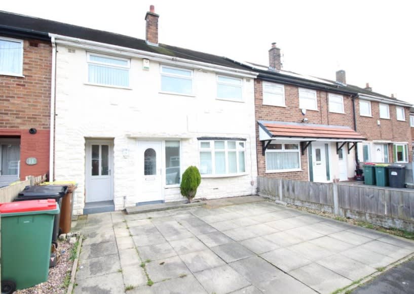 mustbesold's tweet image. Three bedroom mid terraced family home situated in a popular residential location in Ashton, within easy access of all local amenities, travel links and Preston City Centre.
rightmove.co.uk/property-for-s…