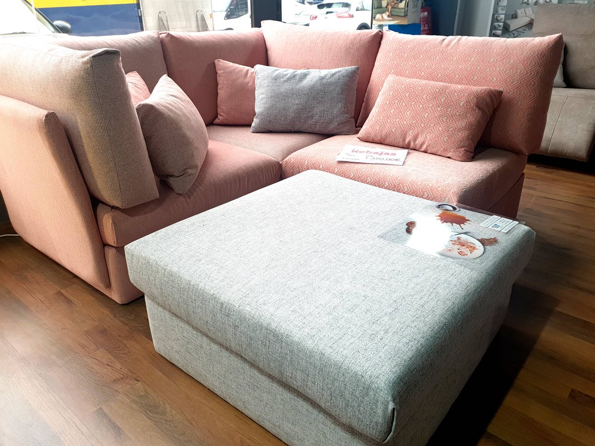 aksofakama's tweet image. Rebajamos más nuestro modelos de exposición . 
Este sofá rinconera con arcones en los asientos,se convierte en cama . Lo tienes disponible por solo 1290e
#sofas #sofasmodulares #decoracion #interirismo #europolis