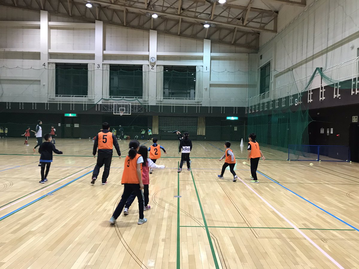 okhotskkids's tweet photo. 1月15日にUチーム（アルティメット）の体験会をおこないました．12名の参加者が集まり，初めてのアルティメットを楽しんでいました．アルティメットの普及活動，進めていきます！#オホーツクキッズ #アルティメット https://t.co/C6xz5tNBMt