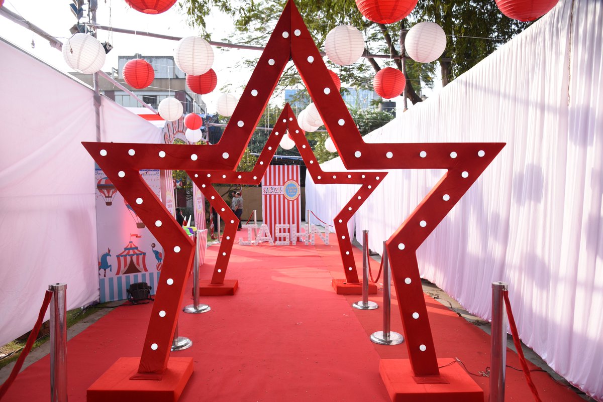 Over 5,600 Xoriant employees with families attended our fun-filled annual event ‘Jashn’. The event was decked up with festive colors and fancy decors adhering to the theme with exciting performances and a delightful dinner!
#BelongAtXoriant #annualevent #rewardsandrecognition