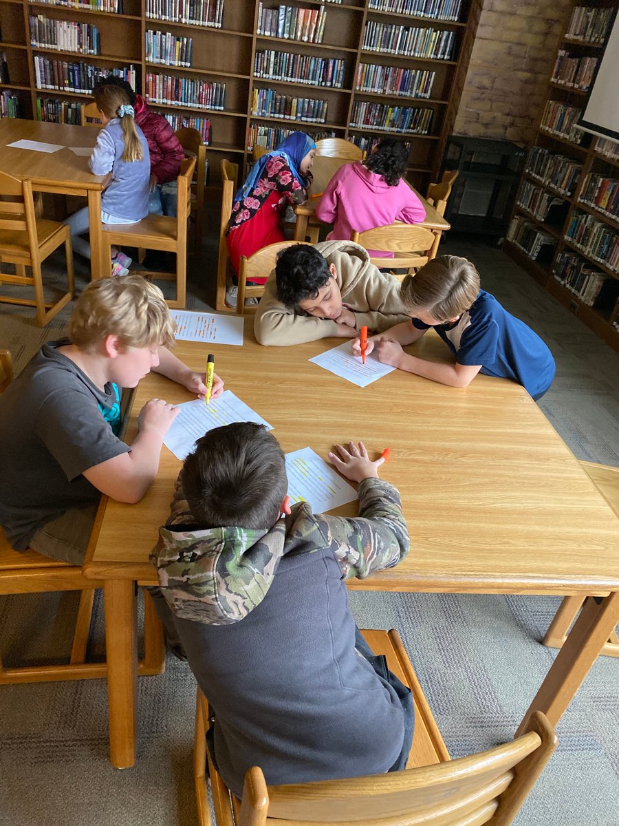 MidloLibrary's tweet photo. Identifying keywords in text and using keywords and how to use them in research. #oneccps #ccpslibraries https://t.co/4E41Q6N0WA