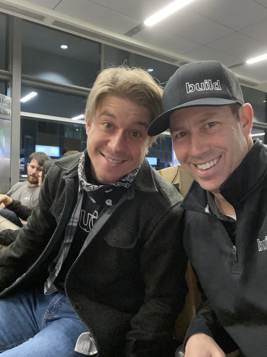MattRisinger's tweet photo. Here we go!  #bmcvegas2020
#buildwithbmc @buildwithbmc Show In Vegas. With the time change I’ll be there in time to hear Sugar Ray Leonard this morning at the show opening!  Jess running camera for me on this trip. https://t.co/d1LVpws1Fl