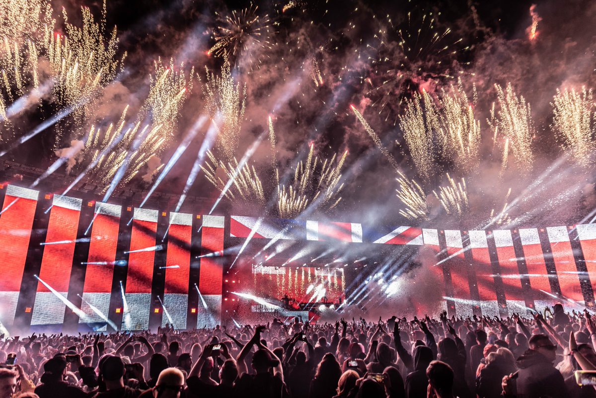 .@TheChainsmokers return to #Creamfields2020 Friday 28th August!
2019 Ticket prices end soon https://t.co/kKOyqbYu6O