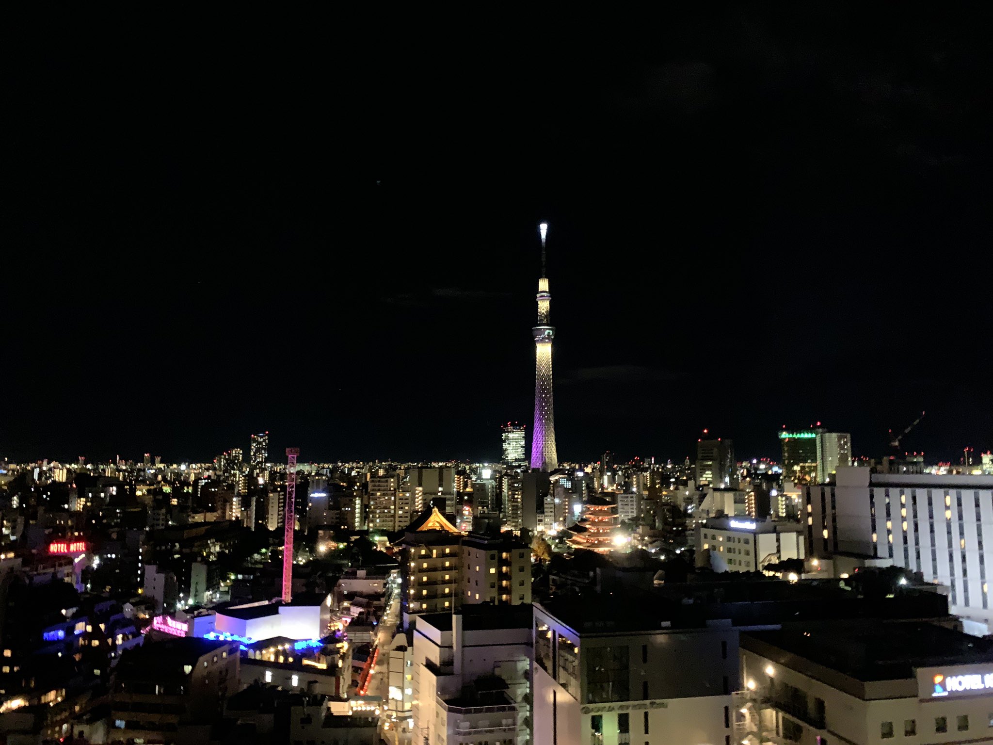 Chiii 浅草ビューホテルからの眺め 夜景が最高 明日の朝食が楽しみ 東京 浅草 観光 浅草ビューホテル スカイツリー 景色 夜景 カメラ 写真好きな人と繫がりたい T Co G0586tx7em Twitter