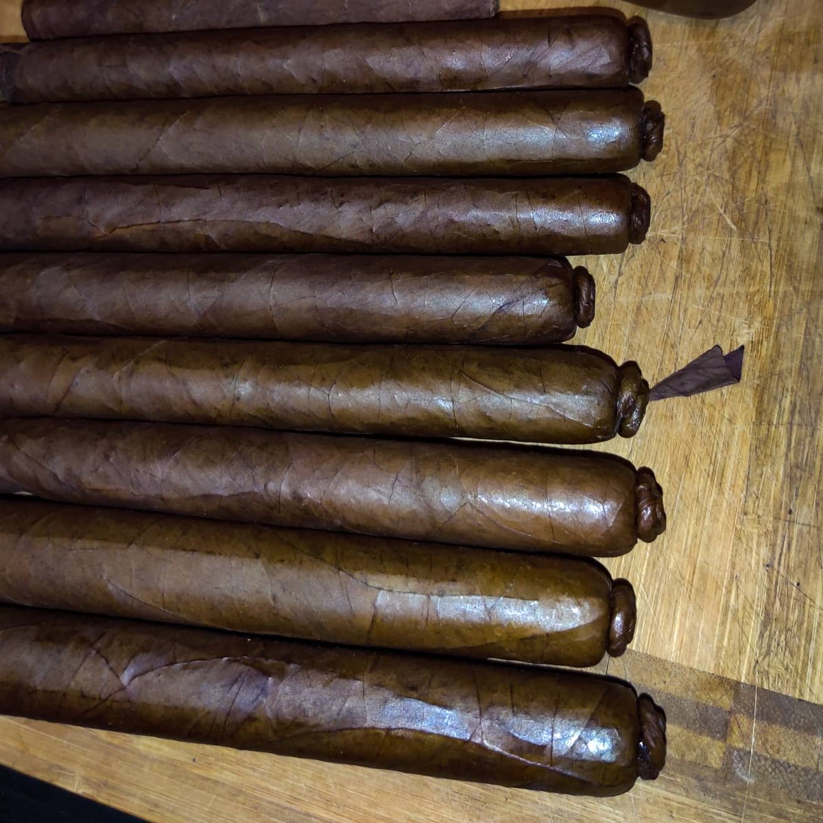 Some nights are for perfecting the process. I'm just at 2 years strong in rolling cigars and it is by far one of the most meticulous hobbies that I could have picked up. For some one who've always been a natural at everything, this process is grueling.
