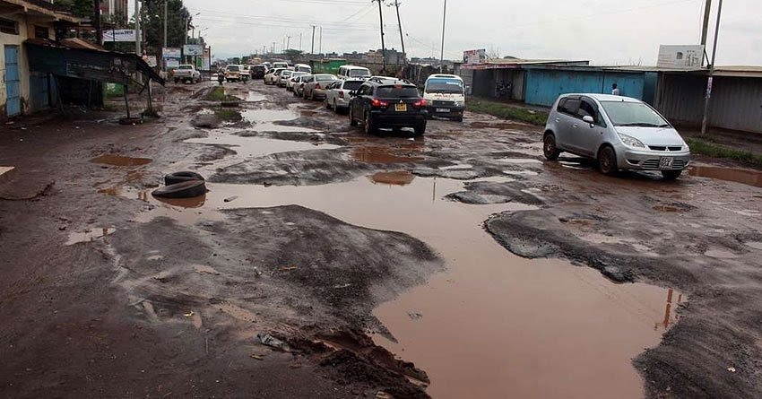 HakiNgo's tweet image. #ZeroDevelopment
#PoorRoadsInKenya
#PoorInfrastructureInKenya
Since Handshake 🤝 March-2018 illegitimate President of Kenya Uhuru Kenyatta &amp;amp; Raila Odinga Baba the big four agenda died, our country has entered into Politics and More than half of counties spend zero on projects.