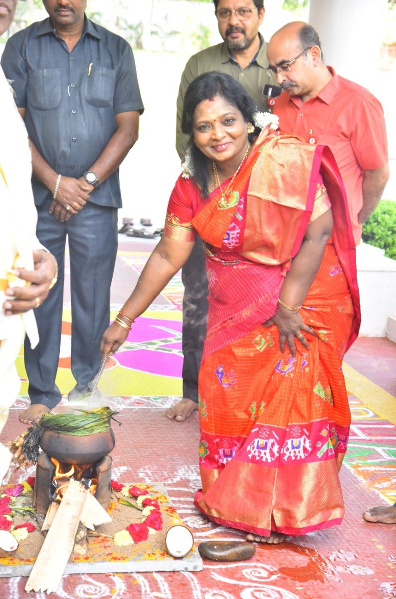 airnews_hyd's tweet image. #RajBhavan లో సంక్రాంతి వేడుకలు. 
#MakaraSankranthi 
#Sankranthi2020