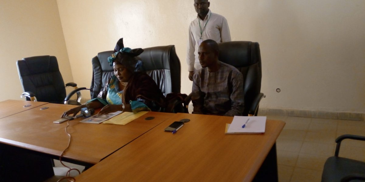 OFevvf's tweet photo. 16 JOURS D’ACTIVISME 2019
DIALOGUES COMMUNAUTAIRES 
Thème : Lutte contre les violences faites aux femmes et aux filles
Régions d’intervention Spotlight initiative :
Région de Zinder
Région de Tahoua
Région de Maradi
Région de Tillabéry https://t.co/9t0A4AsmiB