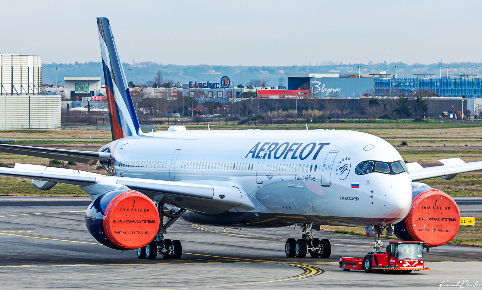 Аэробус а350 аэрофлот. А350 аэрофлот. А 350 самолет аэрофлот. Самолет а 350 аэрофлот. А350-900 аэрофлот.