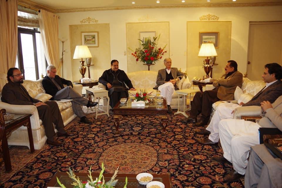 MoonisElahi's tweet photo. Had a great meeting with @UsmanAKBuzdar @JahangirKTareen @PervezKhattakPK . Hopefully this time around we will see results and commitments being honored. https://t.co/8b7UHLpHTV