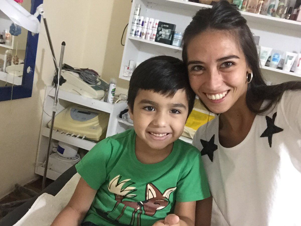 FonseMica's tweet photo. Mi primer pacientito 🥺💕              Por muchos más 🙏🏻 https://t.co/wIRglnFOMJ