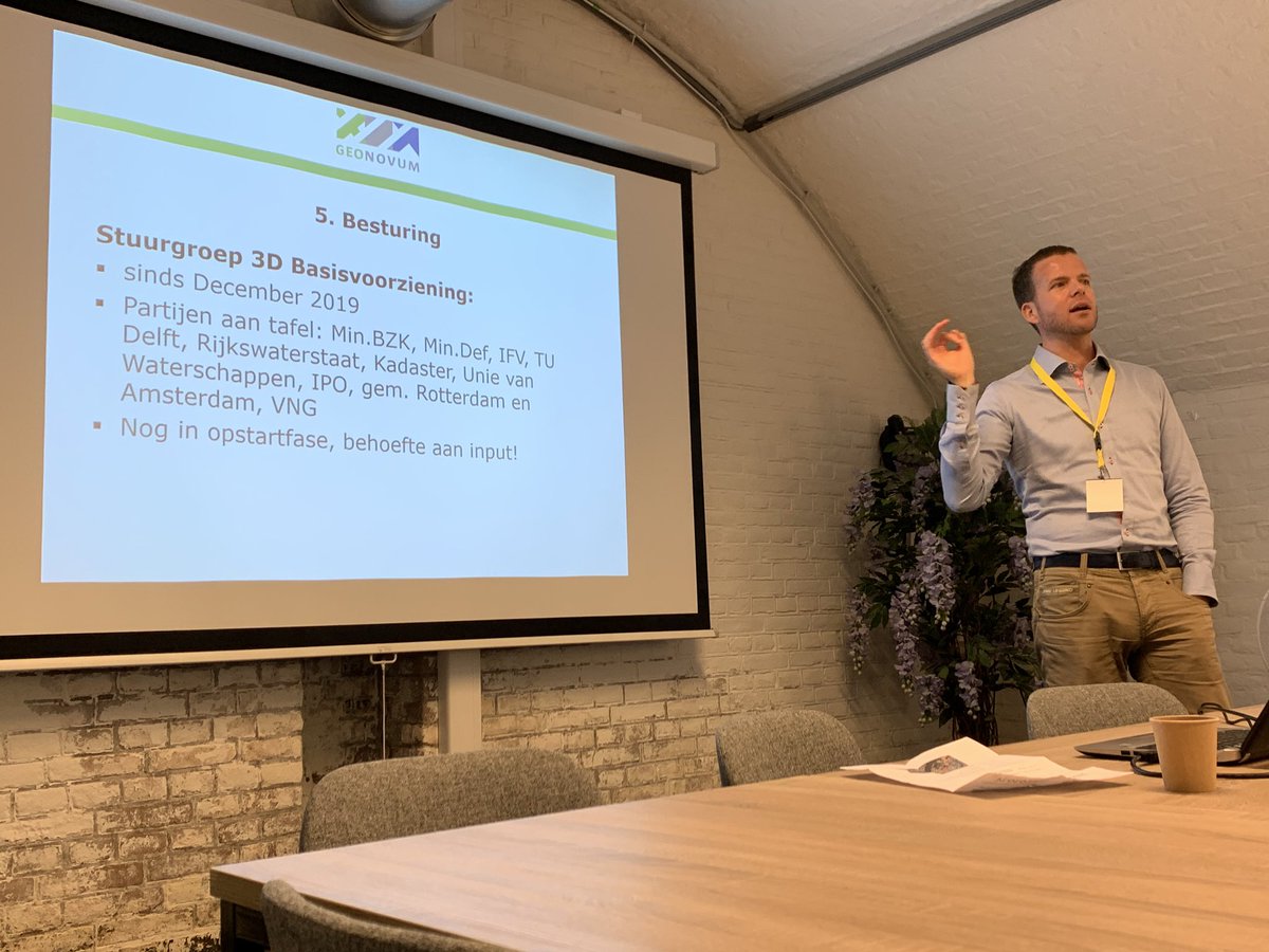 nowit_i's tweet photo. ‘Ga op zoek naar lichte toepassingen zodat ook mobiele applicaties kunnen draaien’ stuurgroep 3D basisvoorziening penninga @frisopenninga #datahonger #3D #geo #ifvtweet https://t.co/4fS6xfN7YS