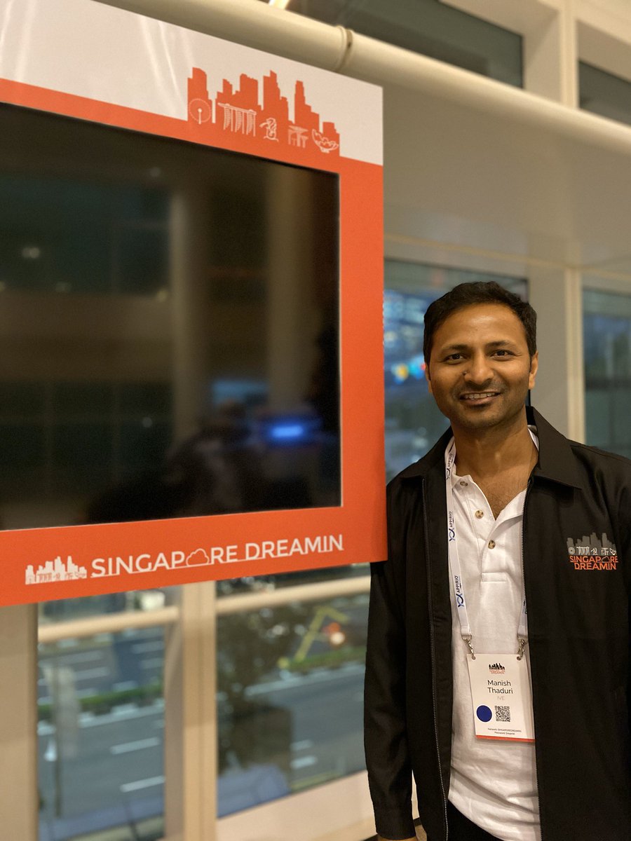 Managed to flex my muscles &amp; put a smile on face after a tiring day but definitely the best day for #Singapore #TrailblazerCommunity and my best day in Singapore in the last 7 years I’ve been here!  Big day, thanks to the many who put in effort to make <a href="/sgdreamin/">SingaporeDreamin</a> a big success