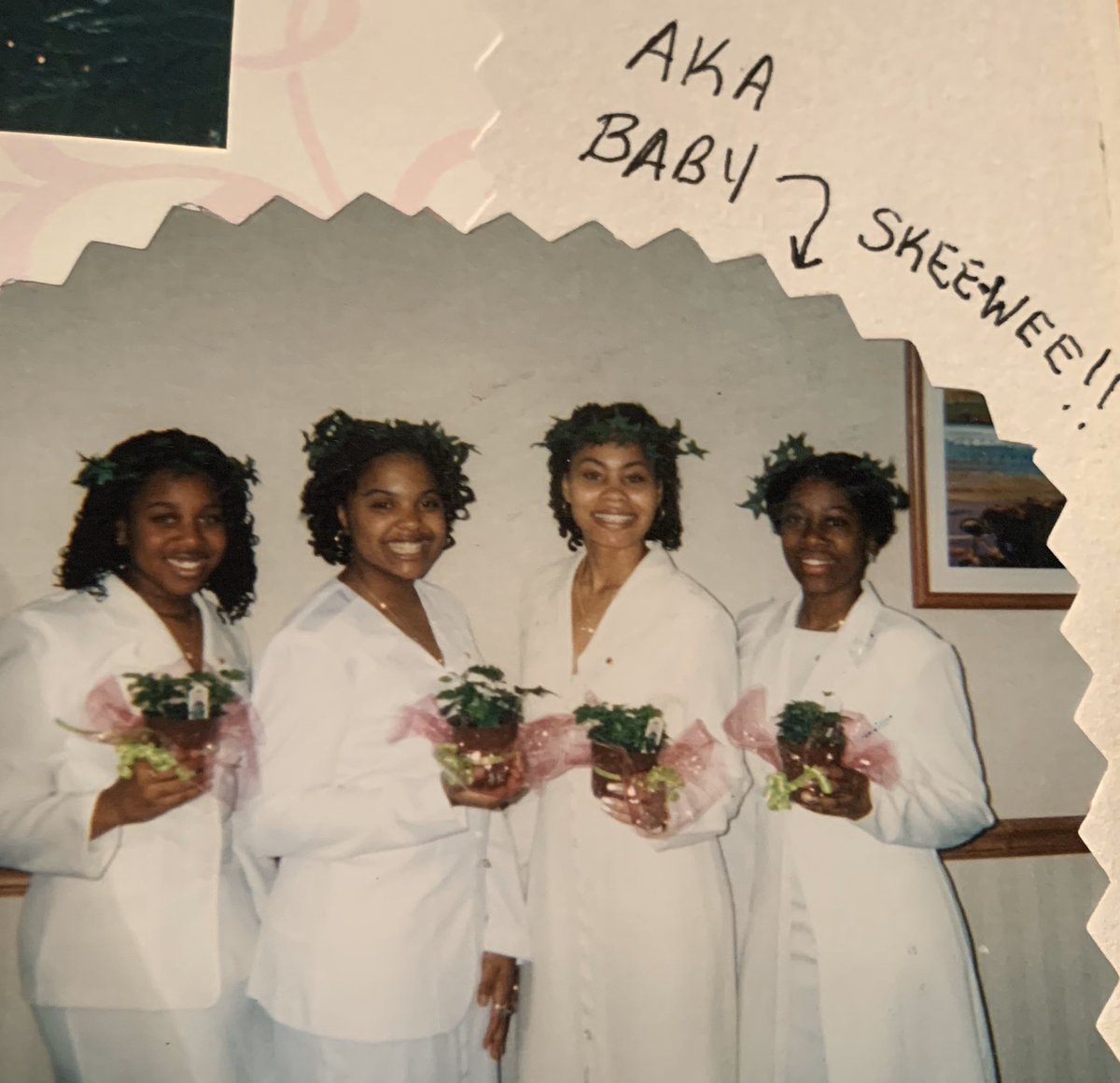 TJD_1908's tweet photo. It was 20 years ago!! Happy Founders Day to all my ✨BEAUTIFUL Sorors!!💗💚
#J15Loading #AKA1908 https://t.co/x6TffAVxxb