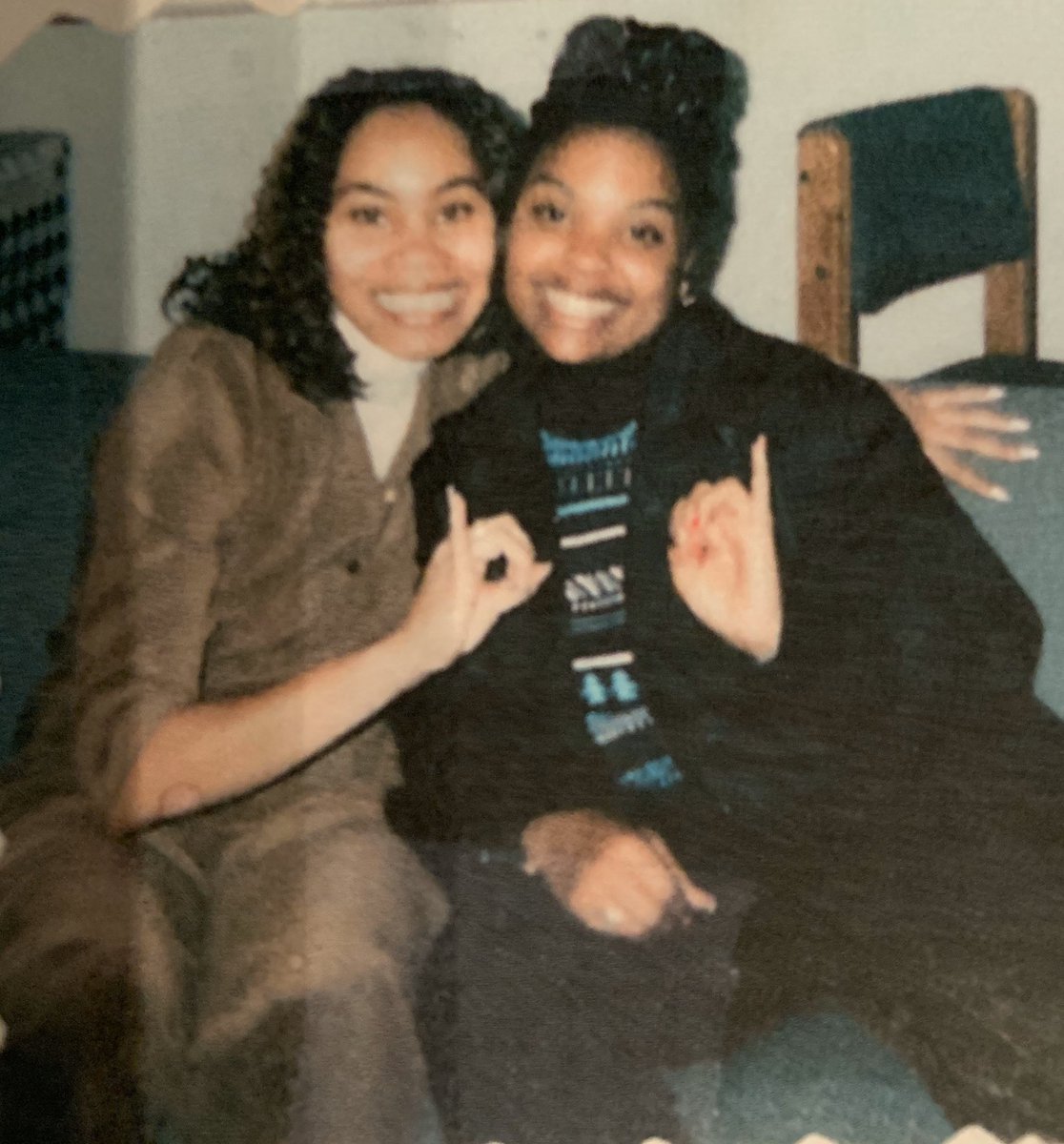 TJD_1908's tweet photo. It was 20 years ago!! Happy Founders Day to all my ✨BEAUTIFUL Sorors!!💗💚
#J15Loading #AKA1908 https://t.co/x6TffAVxxb
