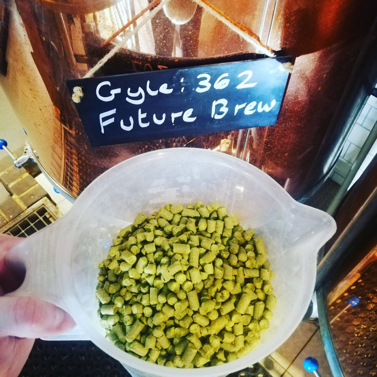 bk_southampton's tweet photo. Just about to dry hop the newest concoction Future Brew, which uses what would be waste bread. This beer will be available on Southampton Uni campus and pubs around Southampton. 🍻🍻
#futurebrew #enactus https://t.co/iSIwzgZ2jD