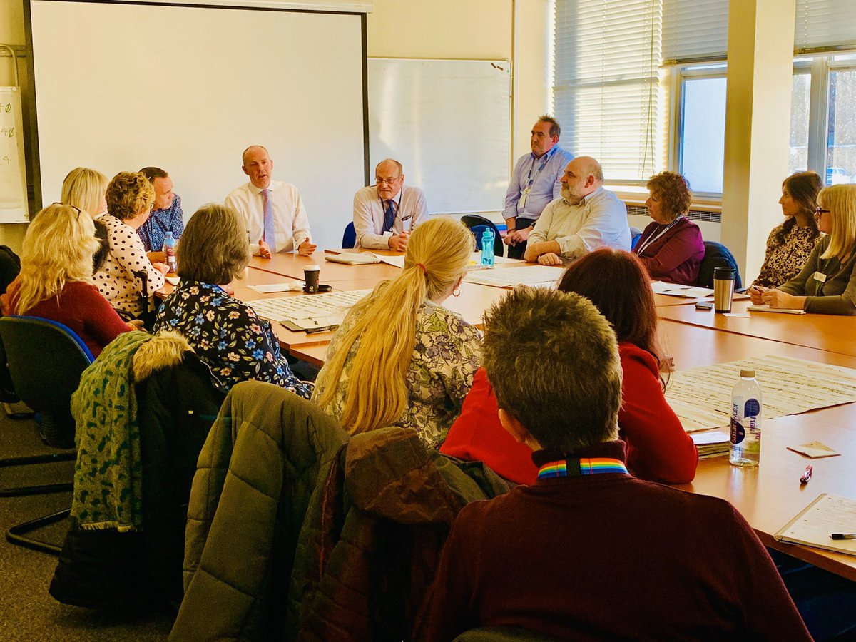 RamachandranDWP's tweet photo. Great visit this afternoon from @JustinTomlinson , DWP Minister, in St Albans Jobcentre. An excellent opportunity to showcase the inspiring work carried out  by Disability specialists in Beds &amp; Herts  day in day out and the work we do with #DisabilityConfident. @SHernandez_DWP https://t.co/llmEhA6rAh