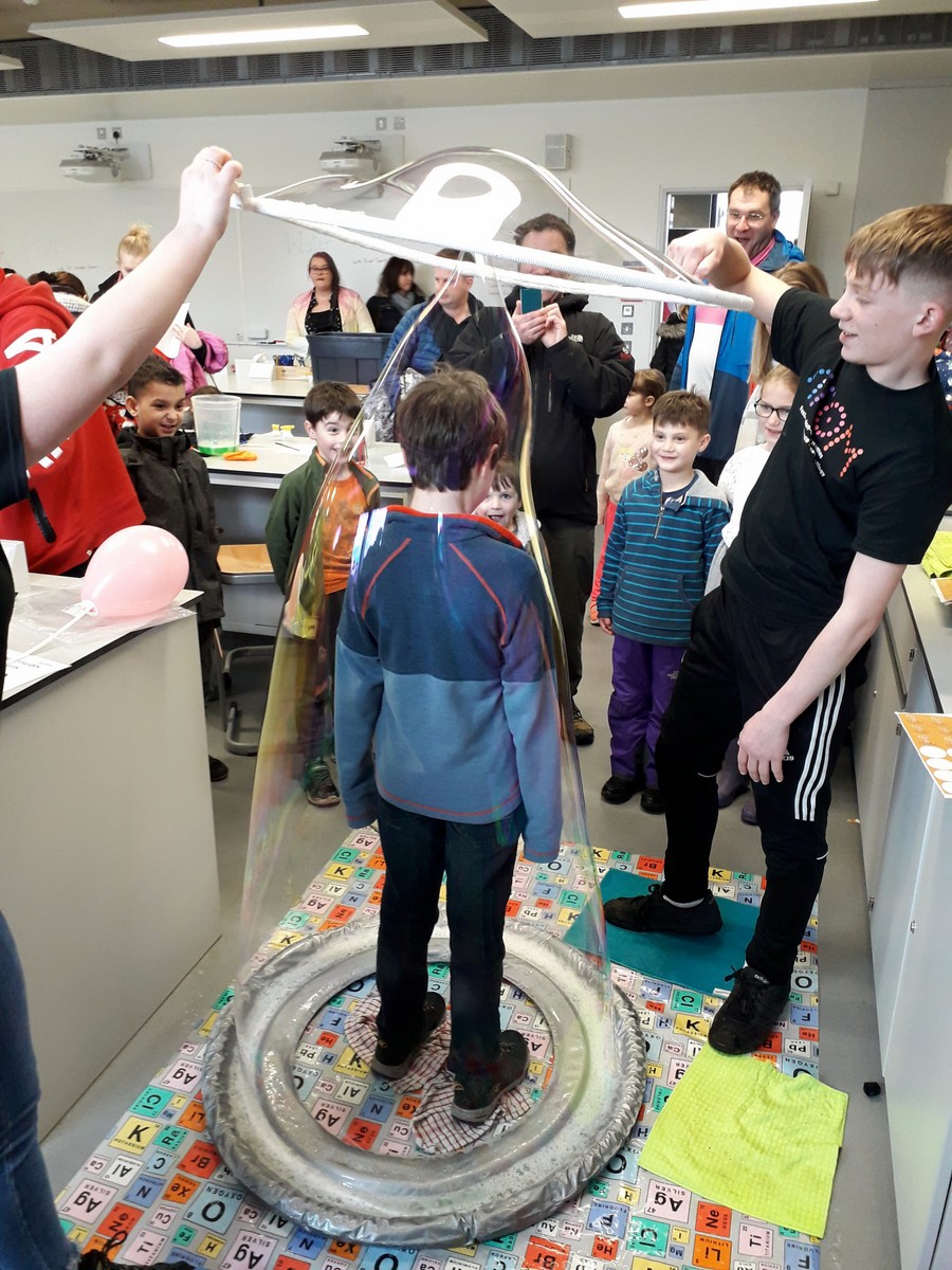 ATOMSciFest's tweet photo. Live in Oxfordshire? Want to get closer to science? Volunteers make the ATOM #Science Festival happen! Inclusive, diverse, fun and inspiring - we want to hear from you! #ATOM2020 #SciComm https://t.co/GxlYWteO65 https://t.co/lvPWvf4nS6