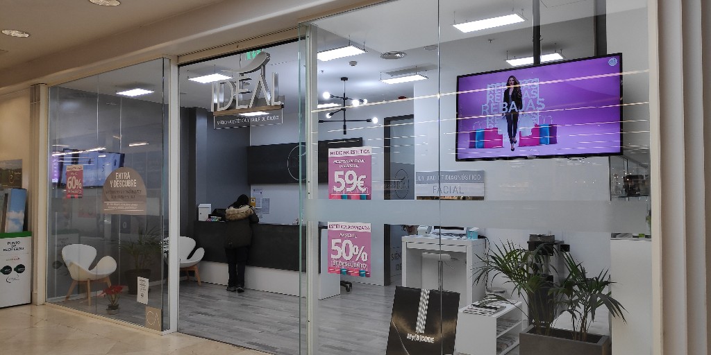 Y tú, ¿has visto los descuentos de @CentrosIdeal en medicina estética? ¡Hasta el 50%! 💅🏻