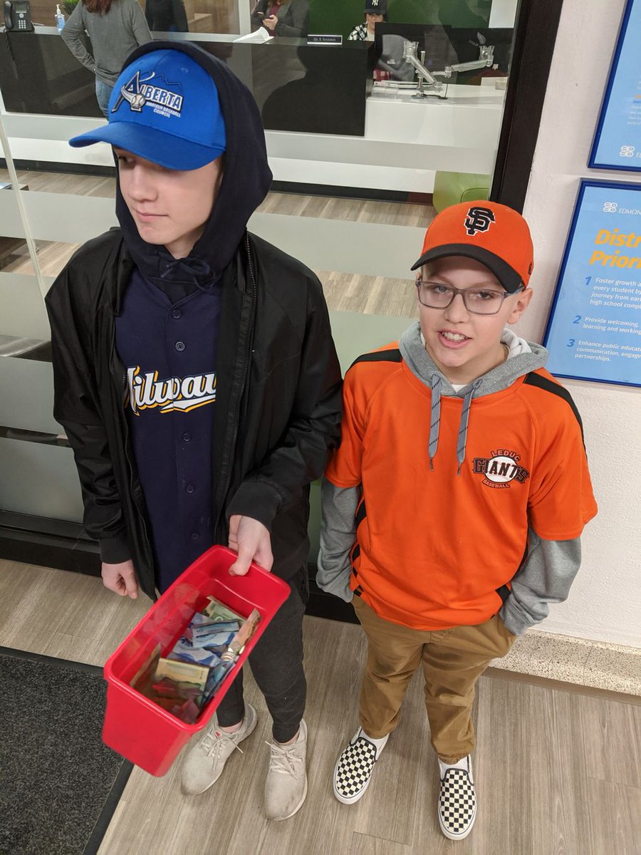 AAD_Edmonton's tweet photo. Baseball Hat/Jersey Day @VimyRidgeAcademy Supporting Wildfire Relief Aid in Australia #WeAreVimy #VimyBaseball #Family #AustraliaBushfires #AustraliaBurning https://t.co/utA0N0jPDq