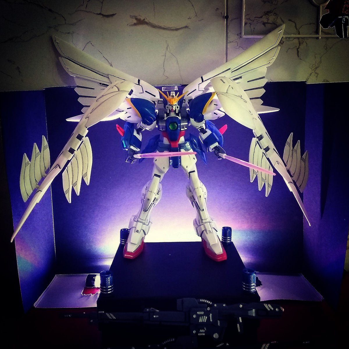 CarlosGunpla's tweet photo. Gundam Wing Zero 
#gunpla #gundam #gundambuilder #gunplabuilder #imacgbuilder #cgbuilders  #logodesigner #logo #brand #plamobuilder #plamodel #plamo #gundamphotography #gundamstagram #logodesigner #hobby #addiction #gunplaphotography https://t.co/uSpfJvSS7k