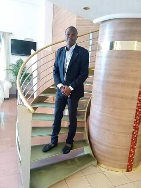FrankNgongba's tweet photo. Un bon moment inoubliage de partage entre les jeunes des pays Francophones lors du #Forum_Francophe_de_partage_de_bonnes_sur_les_DSSR au #Benin
#Vive la jeunesse #Africaine
#MAJ_RCA/#Afrikforum https://t.co/tvJchuinKJ