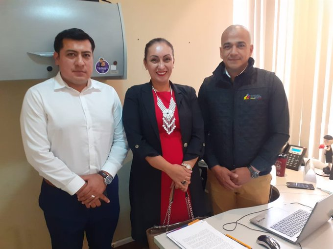DeporteEc's tweet photo. Esperanza Torres, alcaldesa de Shushufindi, visitó la Secretaría del @DeporteEc para planificar proyectos de desarrollo con nuestra institución. #ElDeporteNosUne https://t.co/Tr1bw7GnIh