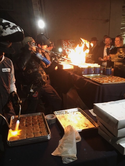 yummitweets's tweet photo. Dinner with a show? YES PLEASE 🔥🔥

Thank you to @TheGastroGarage for such an entertaining night at @ussmidwaymuseum! 👏🏼 

 #crownpointcateringsd #gastrogarage #diningexperience #sdcatering #sandiegoevents #sandiegocatering #cateringsd #eventcatering #weddingcatering https://t.co/QY7daH8OVn