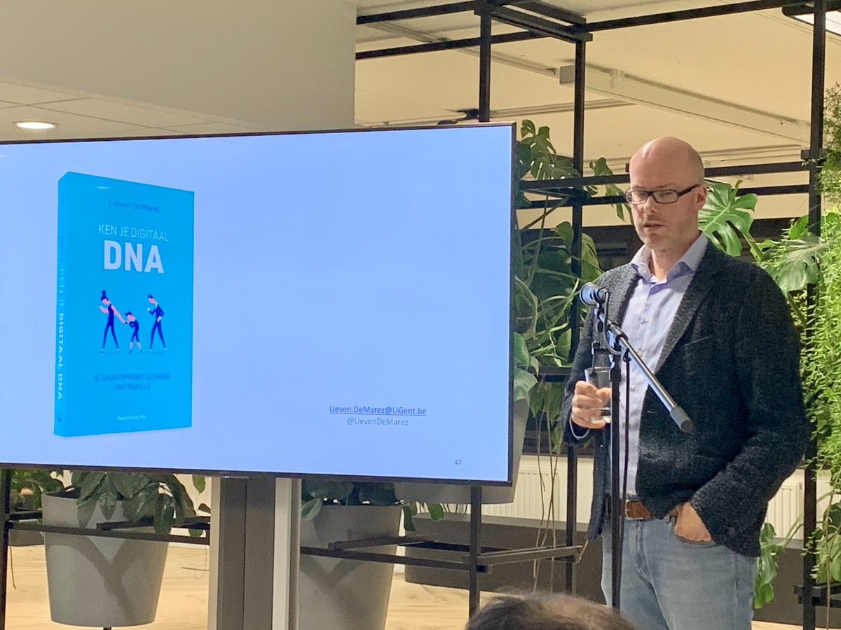bnox's tweet photo. Book tip: Ken je Digitaal DNA ⁦@LievenDeMarez⁩ ⁦Merci @GISTcollectief⁩ #darkpatterns https://t.co/3frmmYHeFF
