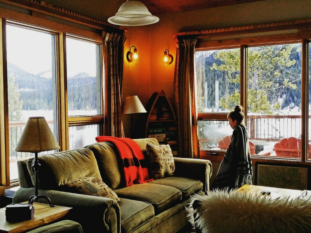 MomsWanderlust's tweet photo. @TravelAlberta We have had the fortune of experiencing both @mountengadine and @ShadowLakeLodge and they are definitely MUST's!!!! #CanadaChat https://t.co/ns04wdPOXr